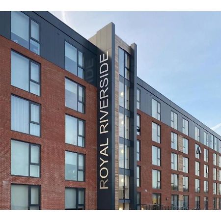 Royal Riverside Apartments Sheffield Centre - Opulent Living Esterno foto