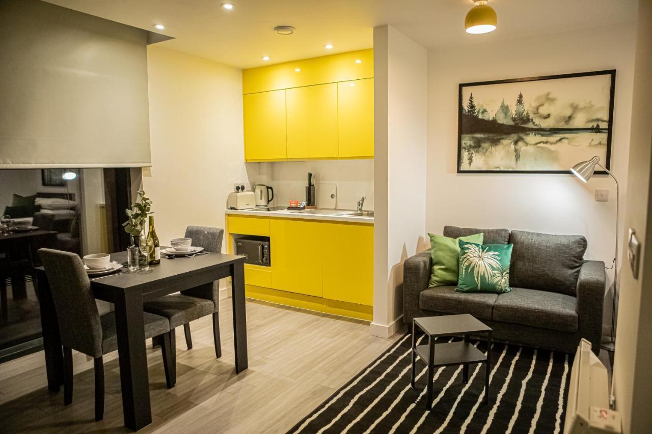 Royal Riverside Apartments Sheffield Centre - Opulent Living Esterno foto