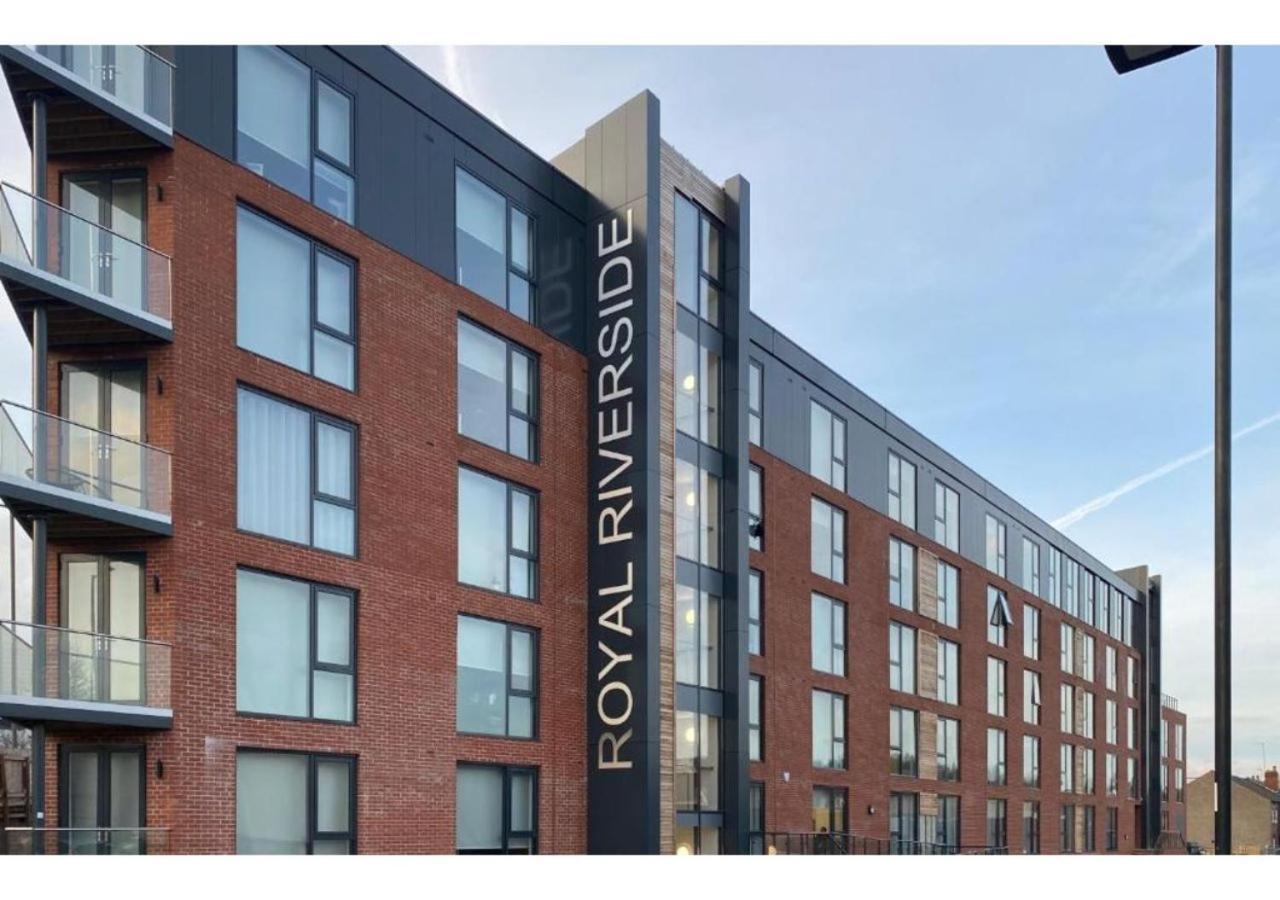 Royal Riverside Apartments Sheffield Centre - Opulent Living Esterno foto